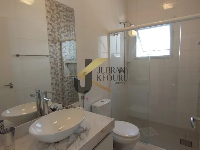 Imagem 5: Casa encantadora para aluguel no Swiss Park, 3 suítes (máster com closet), garagem
