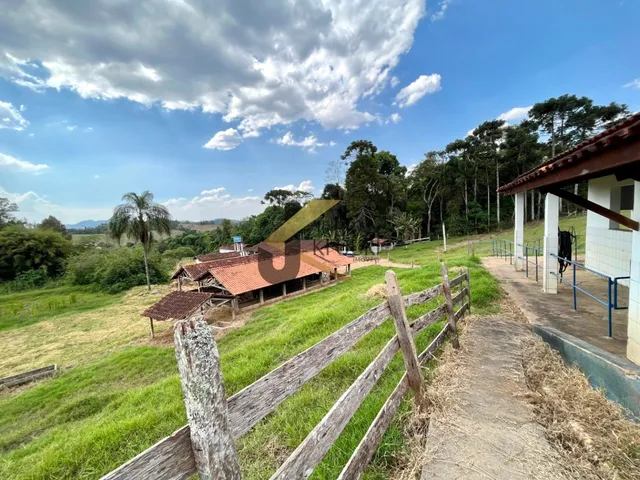 Imagem 10: Sítio à venda em Caldas (MG), com 4 hectares e 1.575 m² de área construída