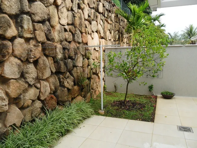 Imagem 7: Casa à venda no Alphaville Campinas, 4 suítes (1 master com varanda), piscina e espaço