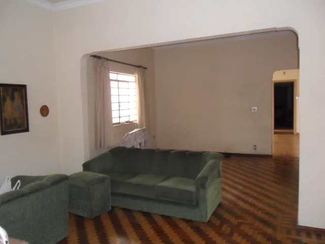 Imagem: Casa à venda no Bosque, térrea com 3 dormitórios