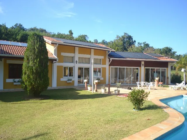 Imagem: Casa térrea à venda em condomínio de