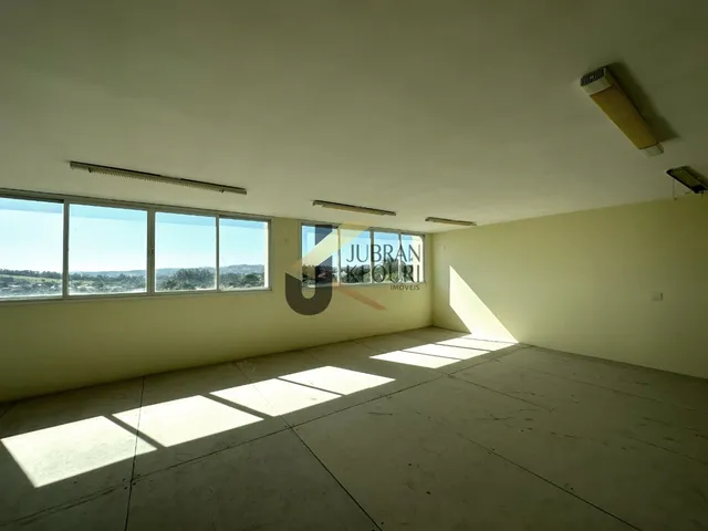 Imagem 3: Prédio corporativo à venda em Sousas, distrito de campinas, com várias salas e