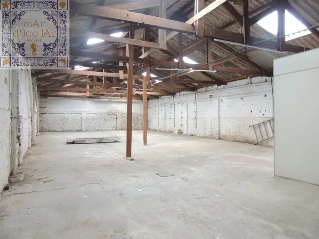 Imagem 14: Galpão Comercial de Alto Padrão à Venda ou Locação em Santos-SP - Bairro Paquetá