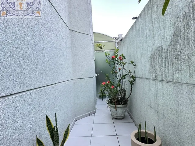 Imagem 10: Venda Casa Campo Grande Santos Sp - Mar Doce Lar Triplex, com 3 Dormitórios e Quintal com Churrasqueira!