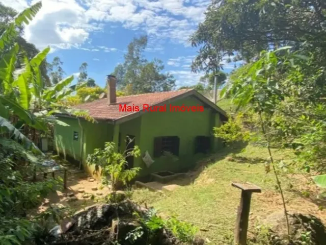 Imagem: Linda Chácara com Vista pra Pedra do Baú