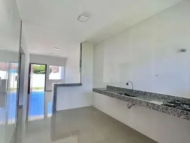 Imagem 2: Casa Recém Construida