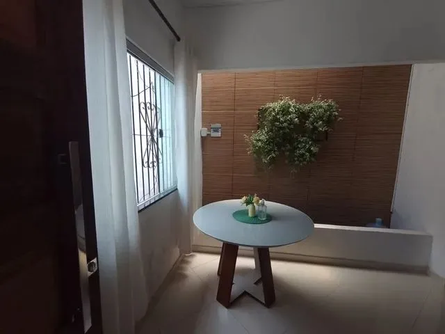 Imagem: Casa com Ponto Comercial