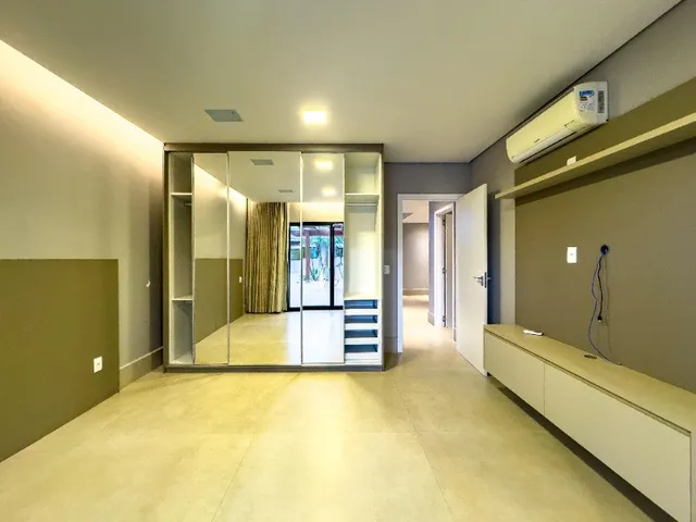 Imagem 11: RUA 5 VICENTE PIRES 5 QUARTOS MOBILIADA CONDOMINIO COM ARMARIOS PERMUTA ESTRUTURAL