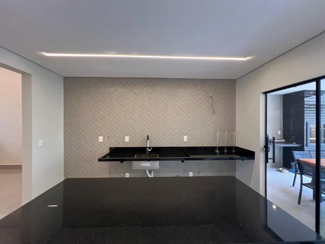 Imagem 3: Casa Moderna, Dentro de Condomínio , 3 Suítes , Piscina , Espaço Gourmet