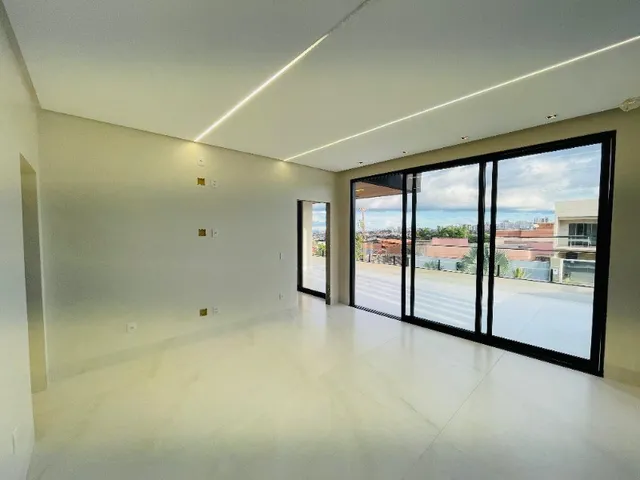 Imagem 9: Casa Moderna , 4 Suítes , 2 Andares , Lazer Completo , Fora de Condomínio na Rua 02 do