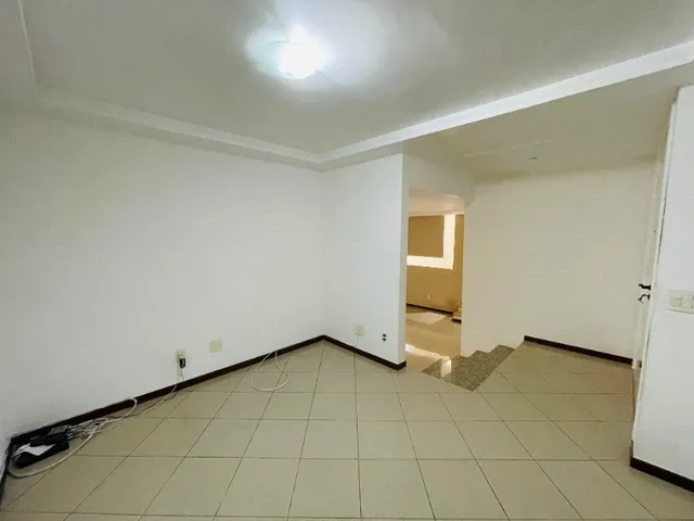 Imagem 3: Imperdível: Casa de Luxo à Venda em Brasília-DF, Setor Habitacional Samambaia (Vicente