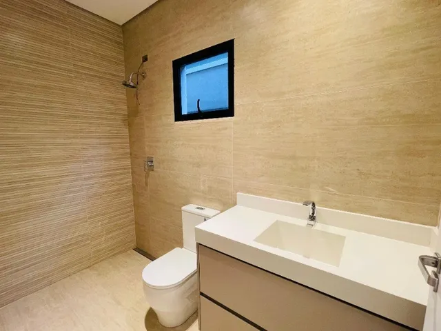 Imagem 4: Casa Moderna , Projetada , 4 Suítes , Piscina , Nova , 560m², Dentro de Condomínio no