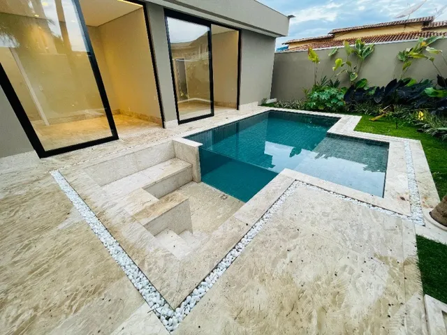 Imagem 11: Casa Moderna , Projetada , 4 Suítes , Piscina , Nova , 560m², Dentro de Condomínio no