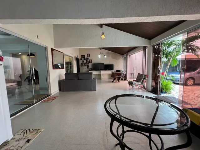 Imagem 5: Casa com 3 Quartos , Dentro de Condomínio , Lote de 400m² , Piscina , Churrasqueira com