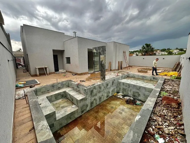 Imagem 2: Casa Moderna , 3 Suítes , Dentro de Condomínio Estilo Americano , Lazer Completo no