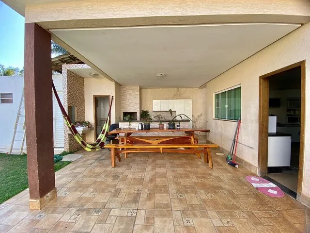 Imagem 3: Casa Moderna 3 Suítes Churrasqueira com Espaço Gourmet Dentro de Condomínio na Rua 03