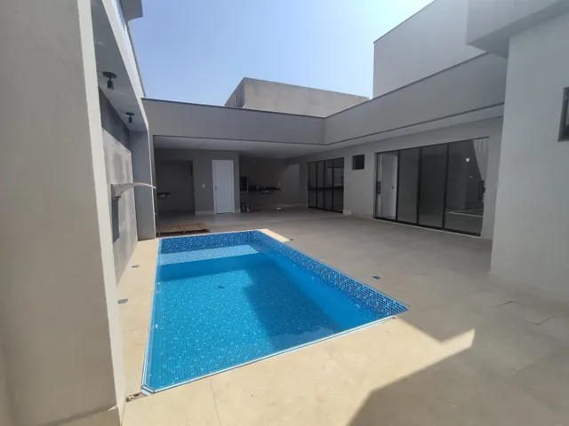 Imagem 5: Casa Nova Moderna 4 Suítes Lazer Completo Dentro de Condomínio na Rua 08 em Vicente