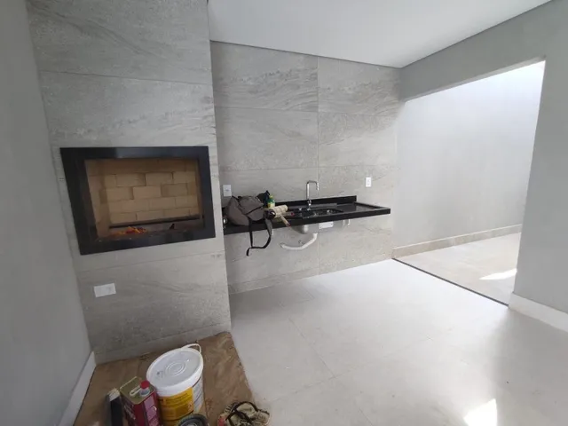 Imagem 1: Casa Nova Moderna 4 Suítes Lazer Completo Dentro de Condomínio na Rua 08 em Vicente