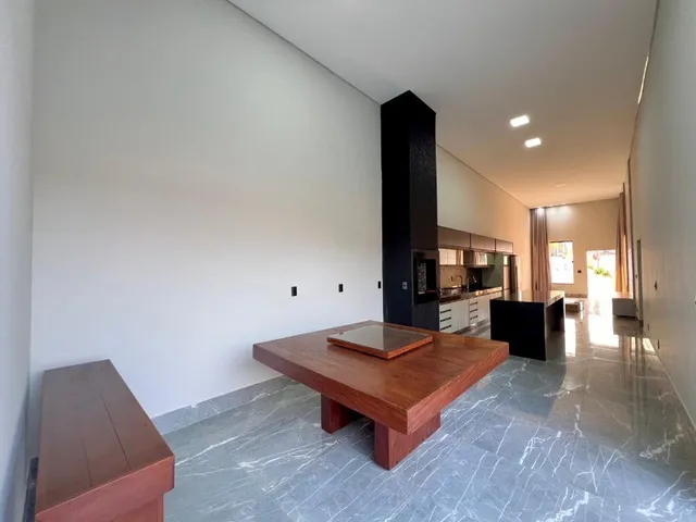 Imagem 3: Casa Moderna Escriturada e Quitada Dentro de Condomínio 3 Suítes Lazer Completo na