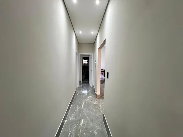 Imagem 9: Casa Moderna Escriturada e Quitada Dentro de Condomínio 3 Suítes Lazer Completo na