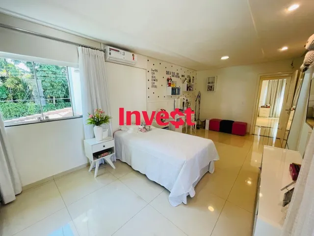 Imagem 2: ESPETÁCULO! 5 Quartos, Lazer Completo, Lote de 800m², Condomínio com Localização
