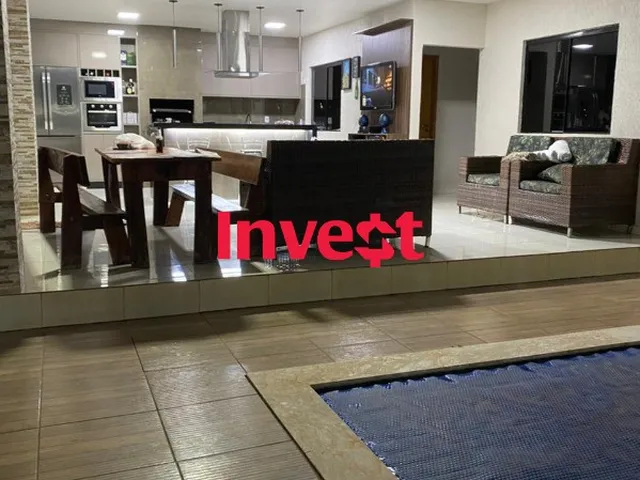 Imagem 3: Casa com 5 Quartos, Dentro de Condomínio, Lazer Completo, Lote de 800m² na Rua 10 B em