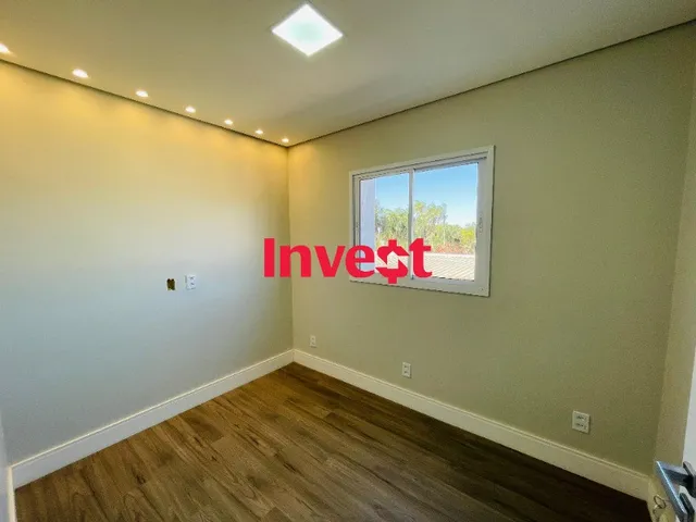 Imagem 9: Casa Moderna, Acabamento Alto Padrão, 5 Quartos, Escriturada, Quitada, Condomínio