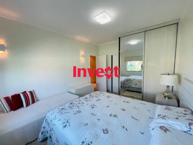 Imagem 4: Casa Atemporal, 4 Quartos, DCE, Escritório, Lazer Completo, Dentro de Ótimo Condomínio