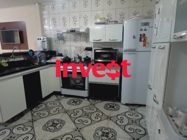 Imagem 8: Casa com 4 Suítes, Dentro de Condomínio, Churrasqueira, Lote de 400m², Ótima
