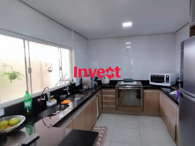 Imagem 11: Casa Excelente, Dentro de Condomínio, 4 Suítes, Lote de 800m² no Conjunto 06 em