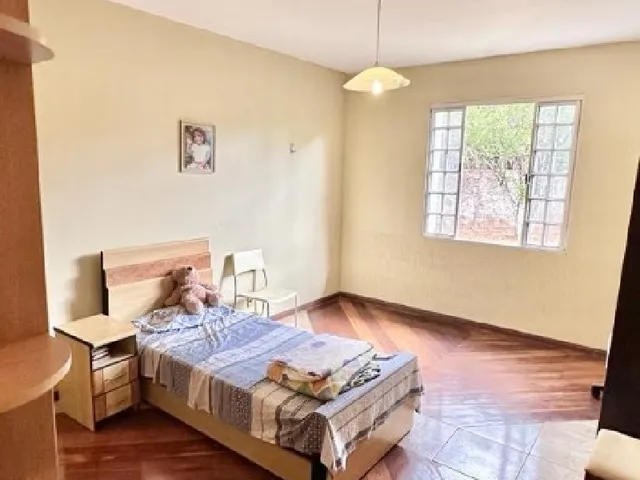 Imagem 8: Casa Excelente, Dentro de Condomínio, 5 Quartos, Lazer Completo na Quadra 20 do Park Way