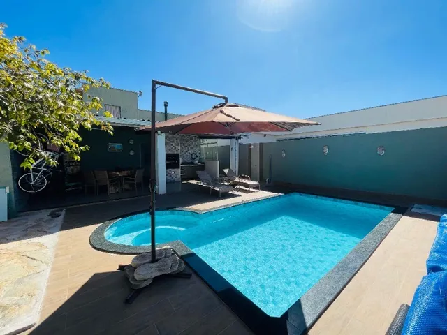 Imagem 6: Ótima Casa, 3 Suítes, Piscina e Churrasqueira, Lote de 400m², Dentro de Condomínio na