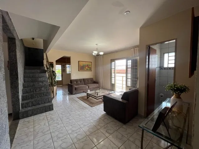 Imagem 6: Casa Sobrado, 4 suítes, 450m² área construída - Rua 3 -Vicente Pires