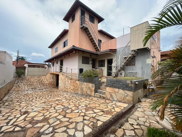 Imagem 10: Casa Sobrado, 4 suítes, 450m² área construída - Rua 3 -Vicente Pires