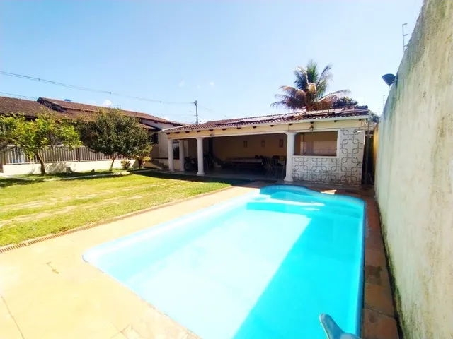 Imagem 5: CASA - 3 QUARTOS - 1 SUÍTE - PISCINA - AREA VERDE - CHURRASQUEIRA - EDICULA - AREA DE