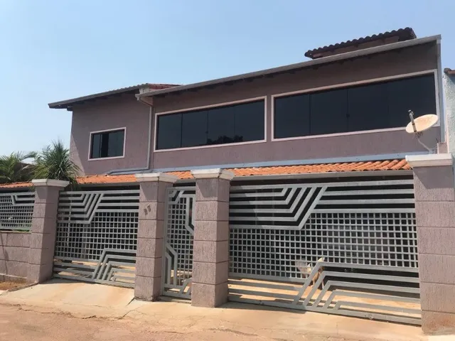 Imagem 6: Casa com 2 Andares, Dentro de Condomínio, 5 Quartos, Lote de 400m², Boa Localização