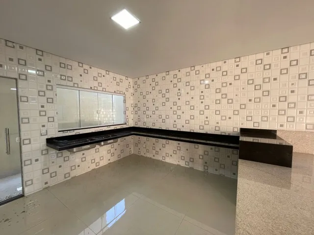 Imagem 2: Casa Moderna, 2 Andares, 4 Suítes, Lazer Completo, Dentro de Condomínio, Conjunto 04 em