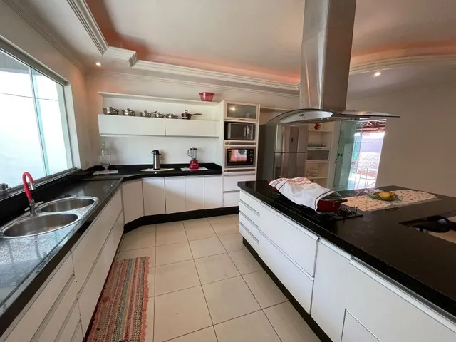 Imagem 6: EXCLUSIVA! Casa Excelente, Dentro de Condomínio, 6 Quartos, Lazer Completo, Lote de