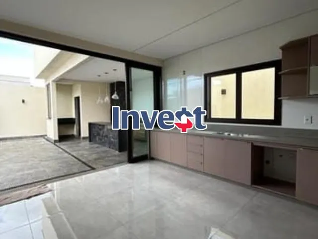 Imagem 6: Casa Moderna, Dentro de Condomínio, 4 Suítes, Lote de 400m², Lazer Completo na Rua 01