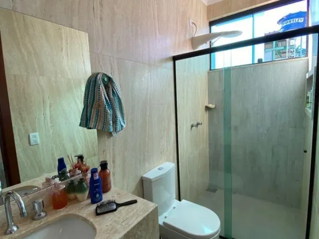 Imagem 5: Casa Excelente com 3 Quartos, Lazer Completo, Toda no Porcelanato, Dentro de Condomínio