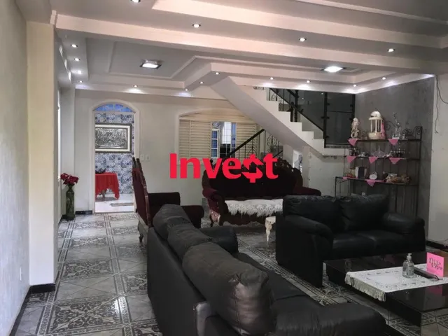 Imagem 8: Casa com 2 Pavimentos, 6 Quartos, Lote de 1.000m², Dentro de Condomínio Vazado Para a