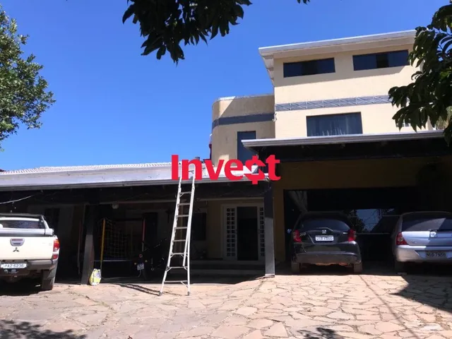 Imagem 7: Casa com 2 Pavimentos, 6 Quartos, Lote de 1.000m², Dentro de Condomínio Vazado Para a