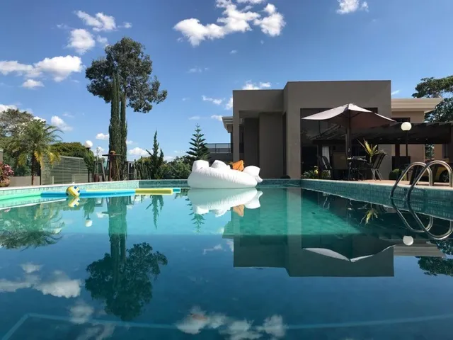 Imagem: Imponente casa de 4 quartos no Park Way