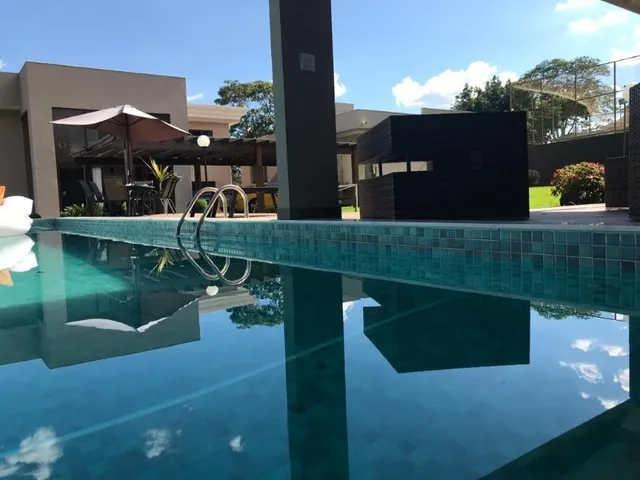 Imagem 9: Imponente casa de 4 quartos no Park Way, Brasília-DF: 3 salas, 4 banheiros, 5 vagas e
