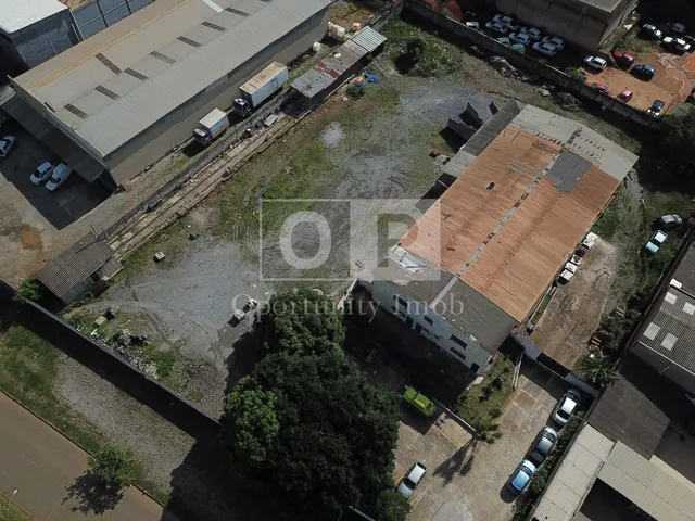 Imagem: O terreno possui 5.000m² de Área e está localizado em
