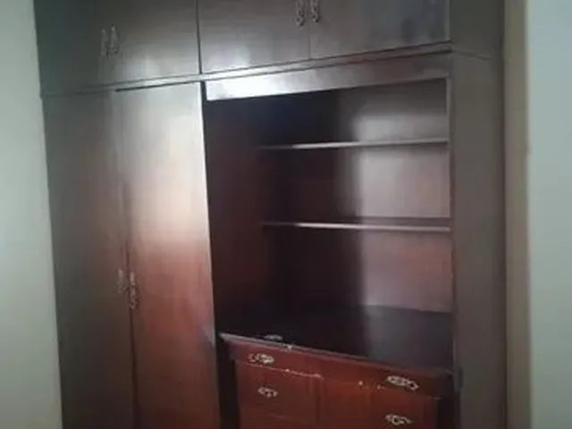 Imagem: Quarto Mobiliado em Casa de Família, com