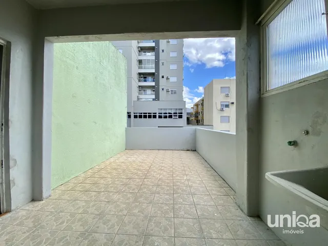 Imagem 3: Apto 02 Quartos com Dependência de Empregada em Frente Igreja Bonfim