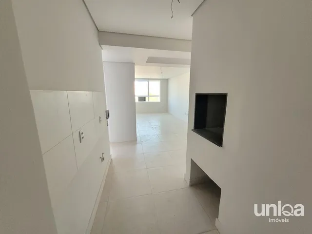 Imagem 8: Apartamento 02 dormitórios para venda em Santa Maria com Suíte Sacada e Garagem