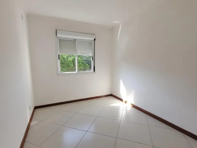 Imagem 2: Apartamento para locação de 03 dormitórios com sacada no Res. Morada do Sol em S