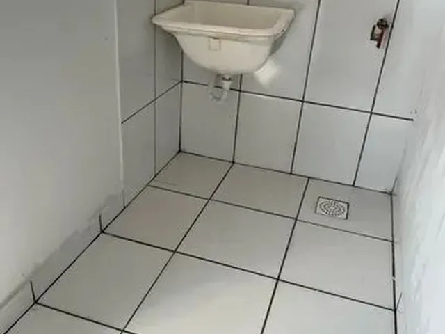 Imagem 6: Quitinete Quarto com aluguel por R$650 /mês